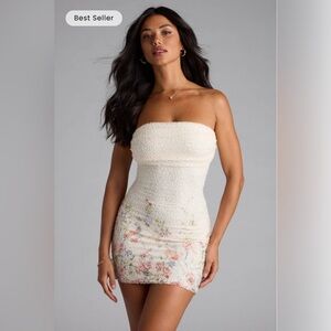 Elegant Cream Strapless Dress